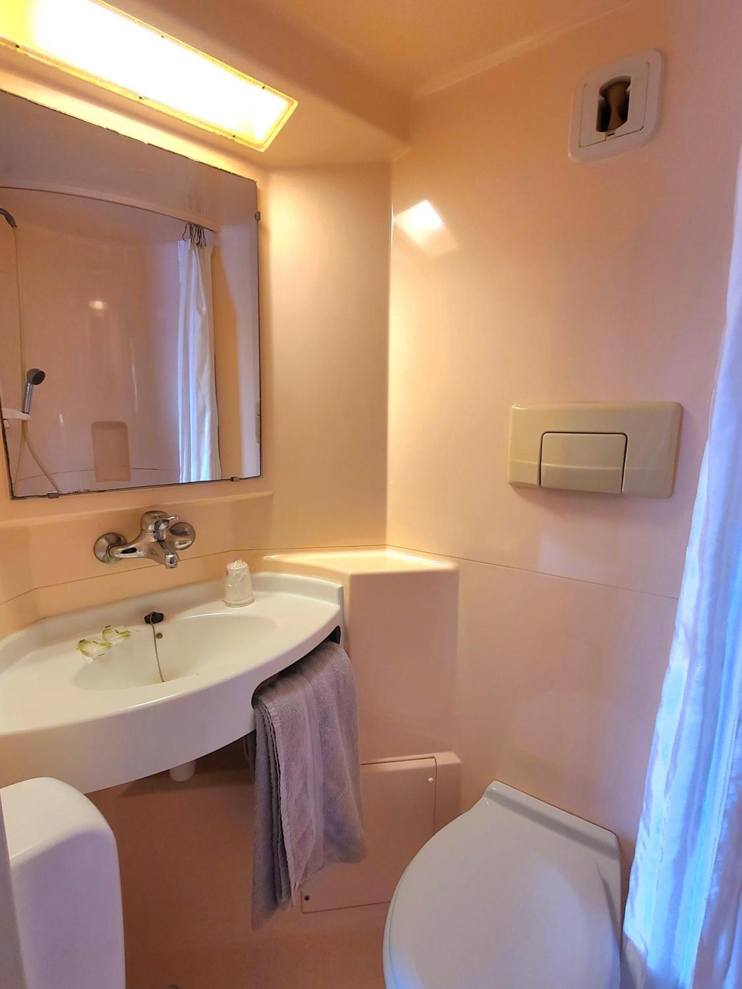 Hotel Premiere Classe Rouen Sud Oissel Сент-Этьен-дю-Рувре Экстерьер фото